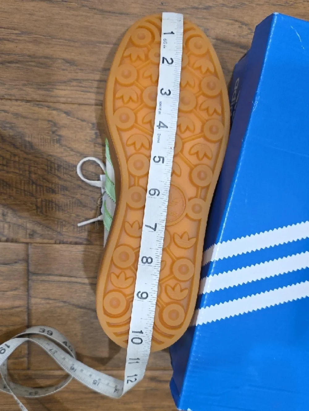 Adidas GAZELLE Platforom Cream Suede Sneakers Gum Bottoms Men's 6/ Women's 7.5 - Picture 8 of 8